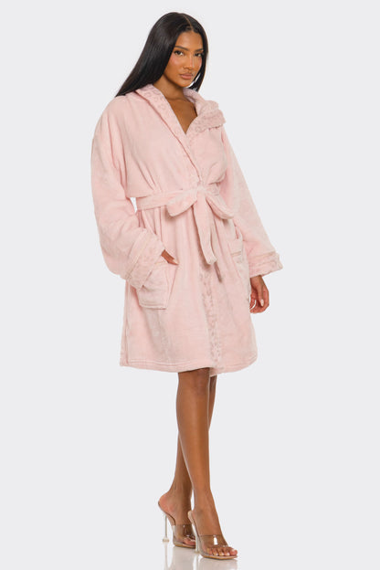 2693 Aura Robe