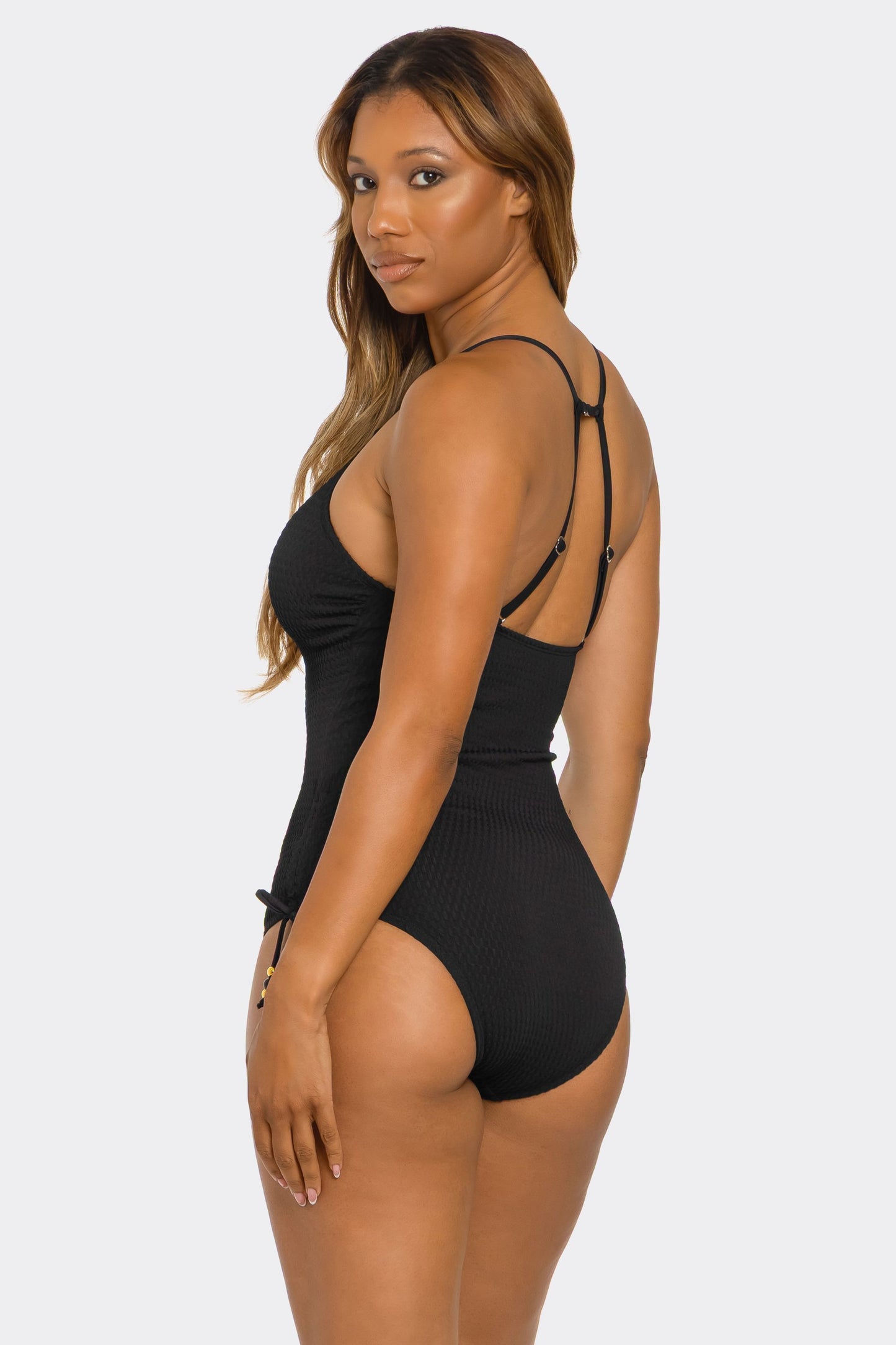 2776 Winnie One Piece